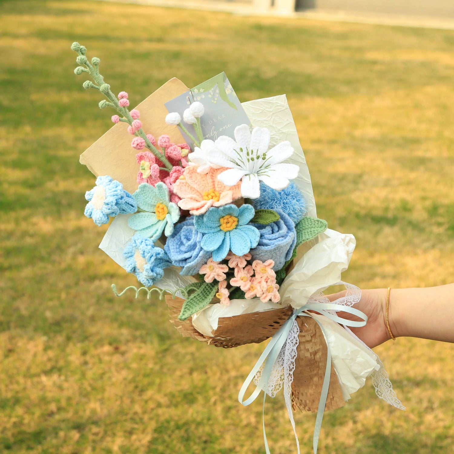 Creative Handmade Knitted Bouquet