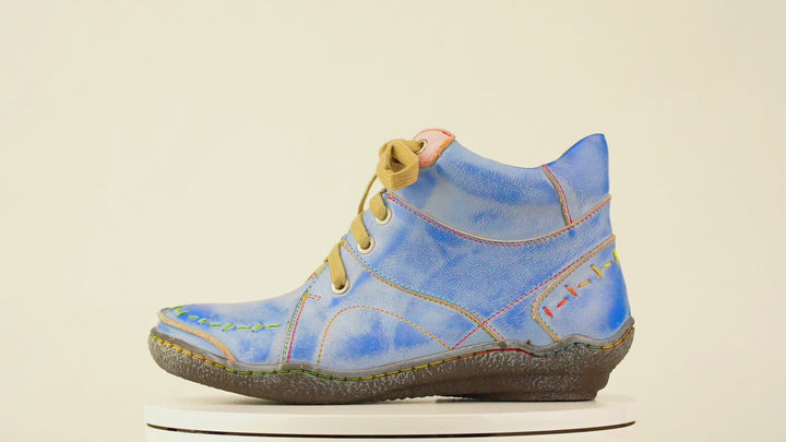 Handcrafted Vintage Stylish Comfort Monochromatic Walking Boots
