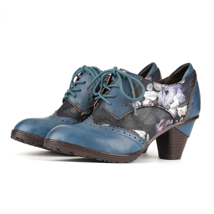 Vintage Heritage Lace-Up Pumps