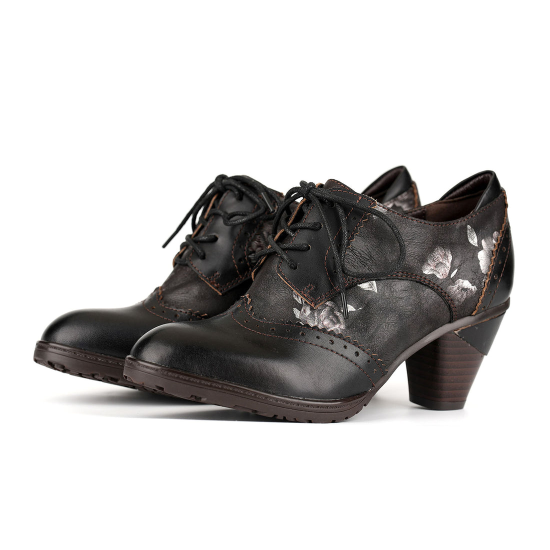 Vintage Heritage Lace-Up Pumps