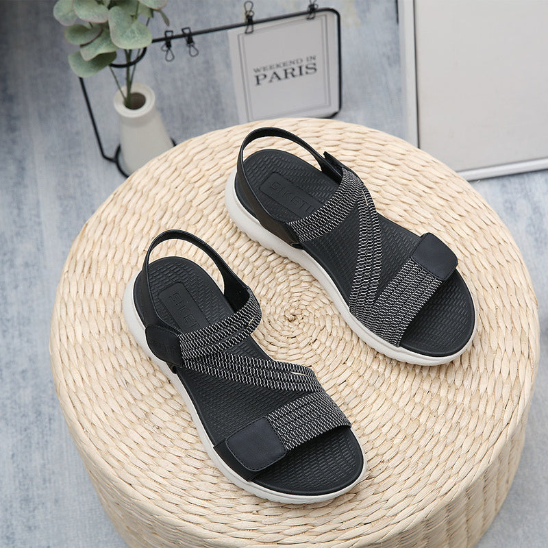 Bequeme leichte Sportsandalen