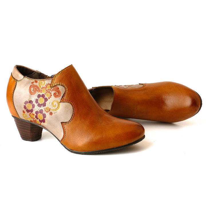 Retro Hand Painted Flowers Pattern Leather Zipper Pumps