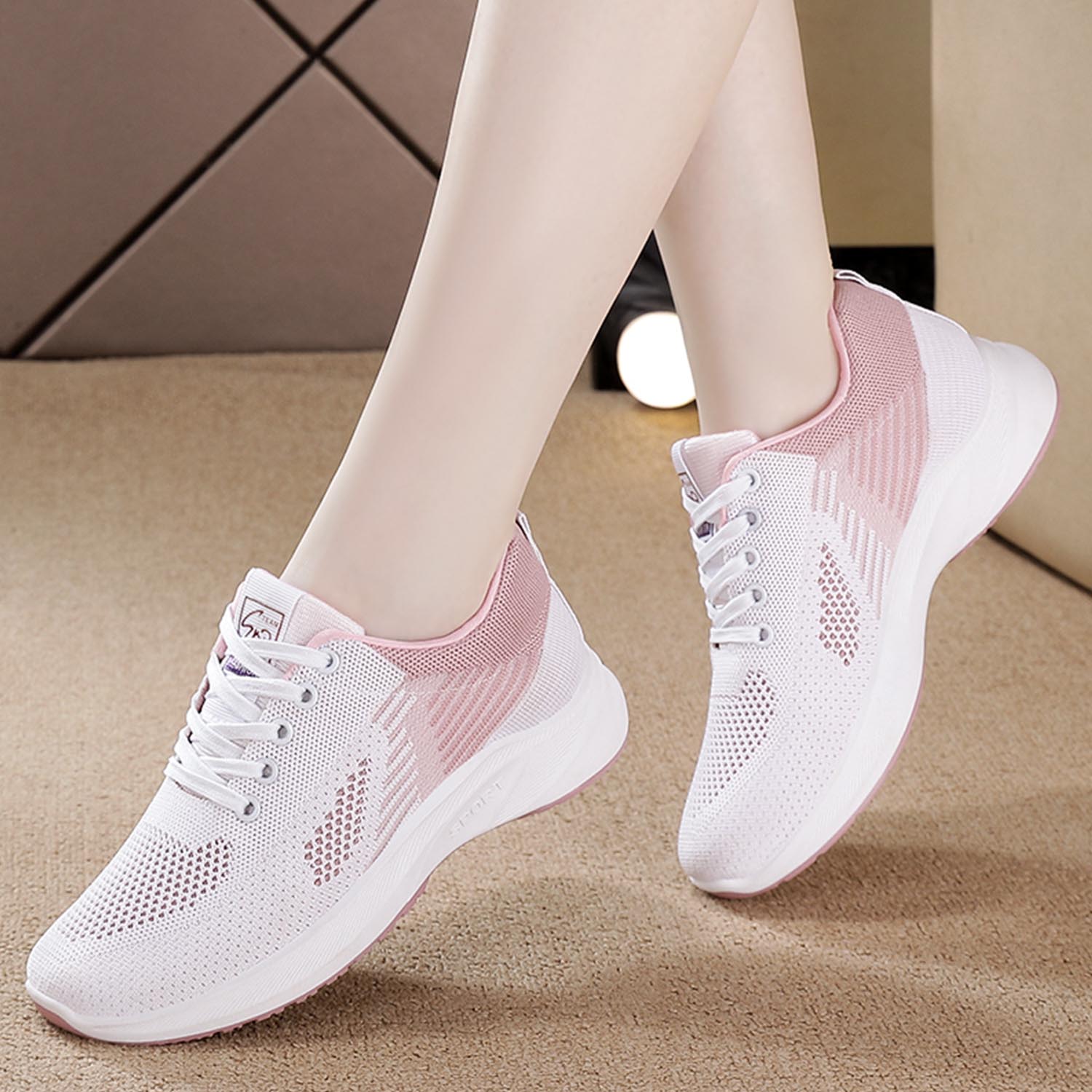 Breathable Mesh Lace-up Sneaker