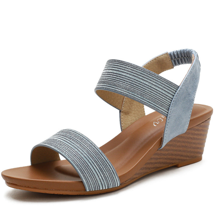 Sandalias de moda elegantes casuales