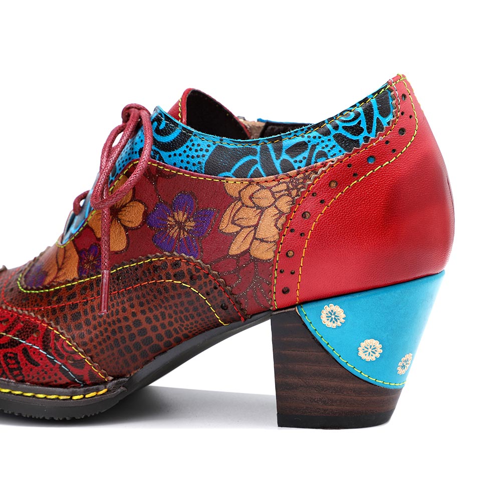 Pattern floreali che gira scarpe comode