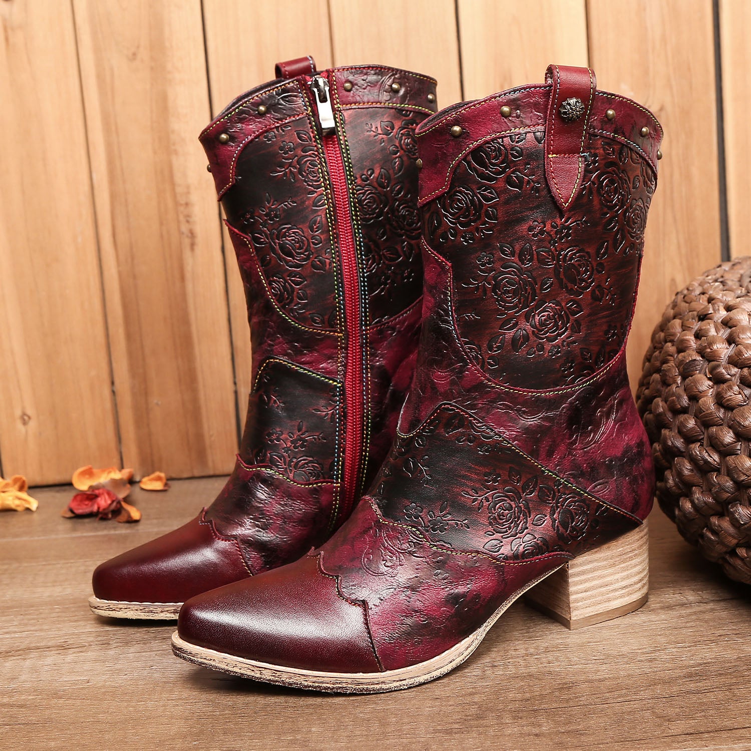 Botas impresas hechas a mano retro puntiagudas