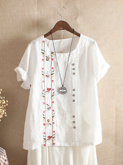 Camiseta floral de bordado bohemio