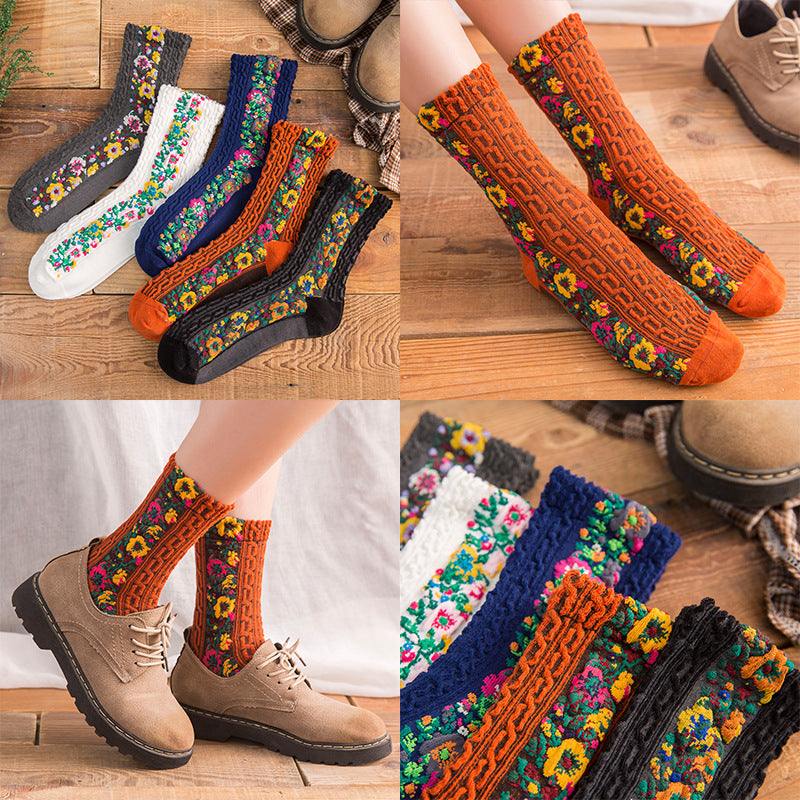 Retro -Blumensocken von Frauen