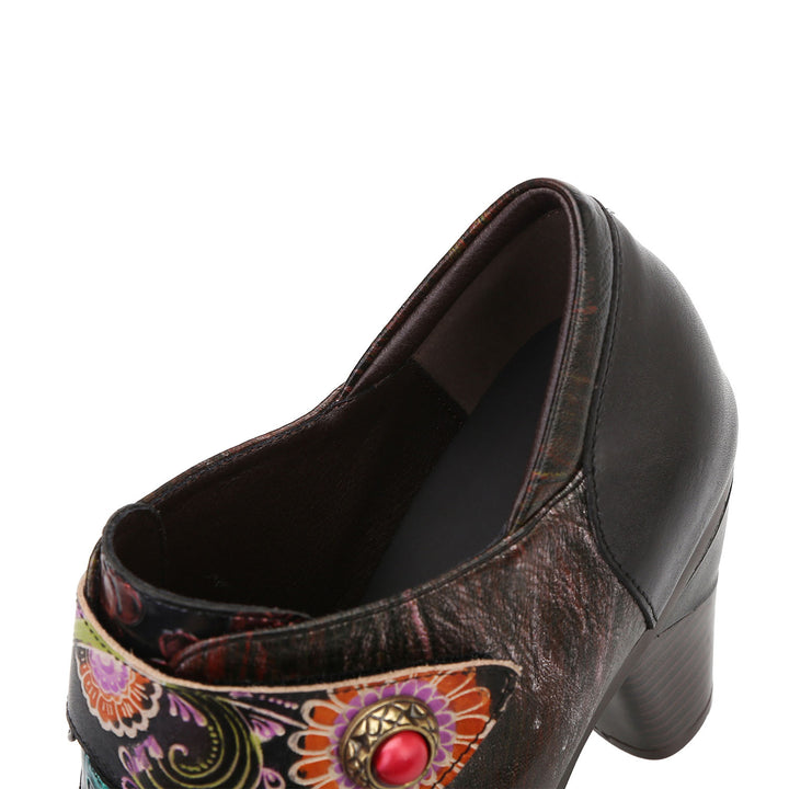 Retro Flowers Stitching Leather Pumps