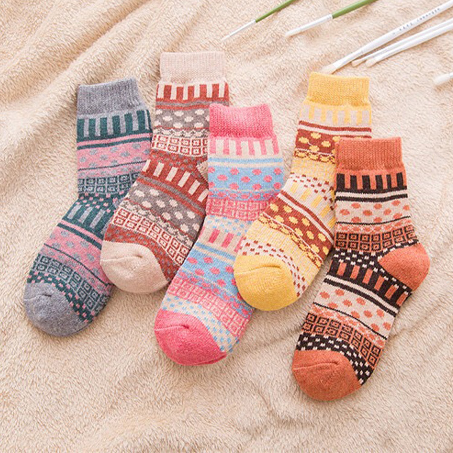 Thick Warm Wool Dot Ethnic Socks