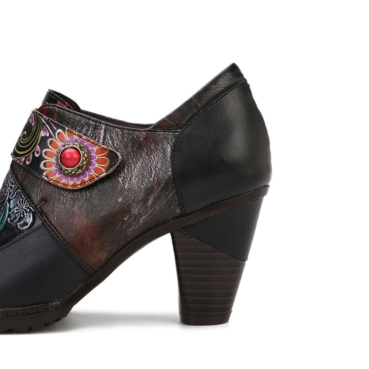 Retro Flowers Stitching Leather Pumps