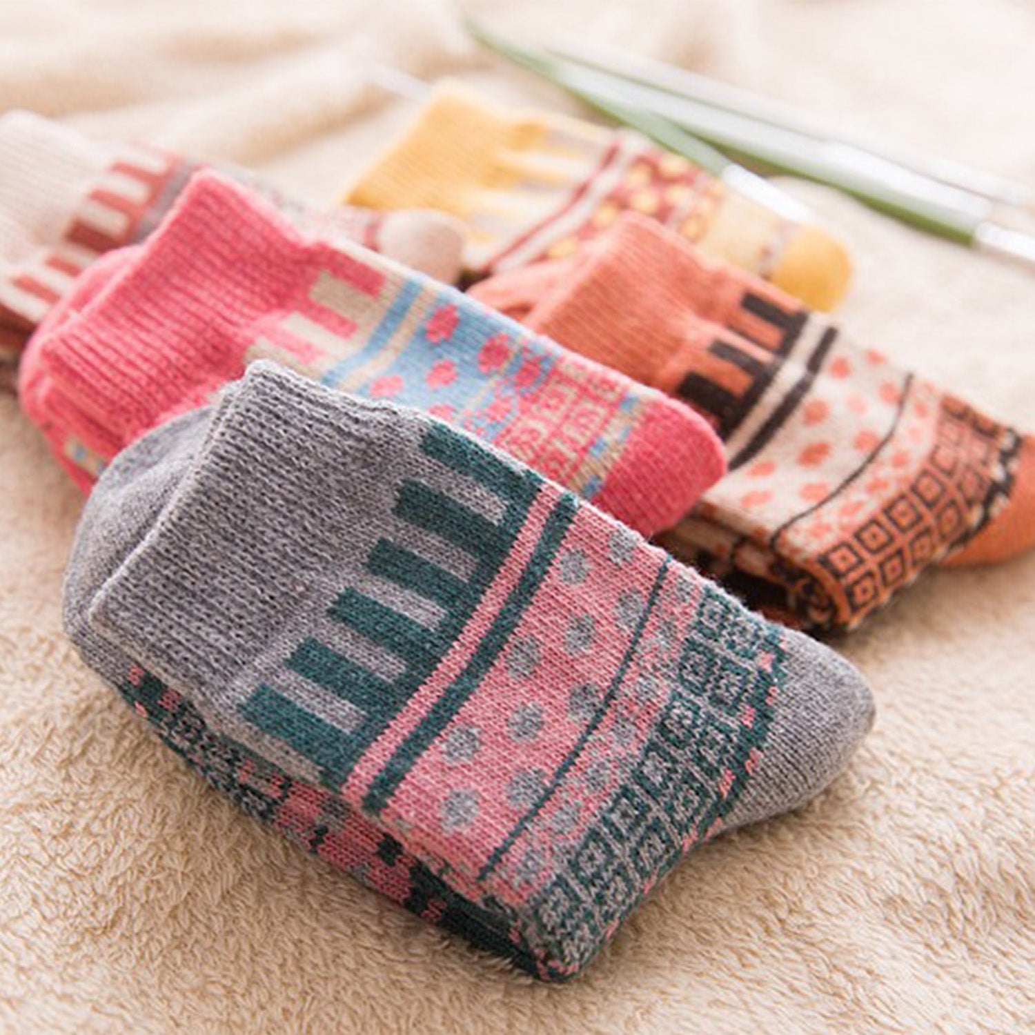 Thick Warm Wool Dot Ethnic Socks