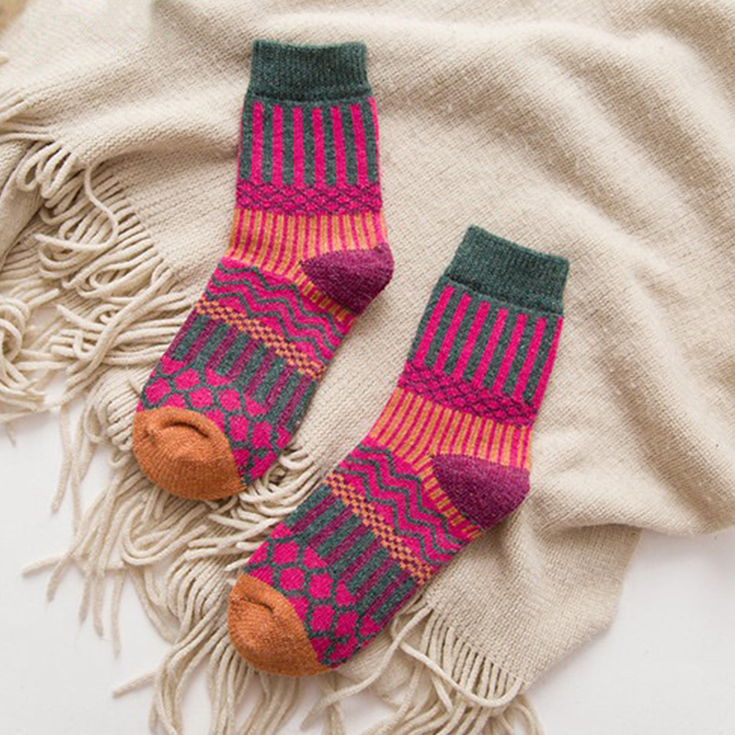 Retro Warm Vertical Stripes Socks