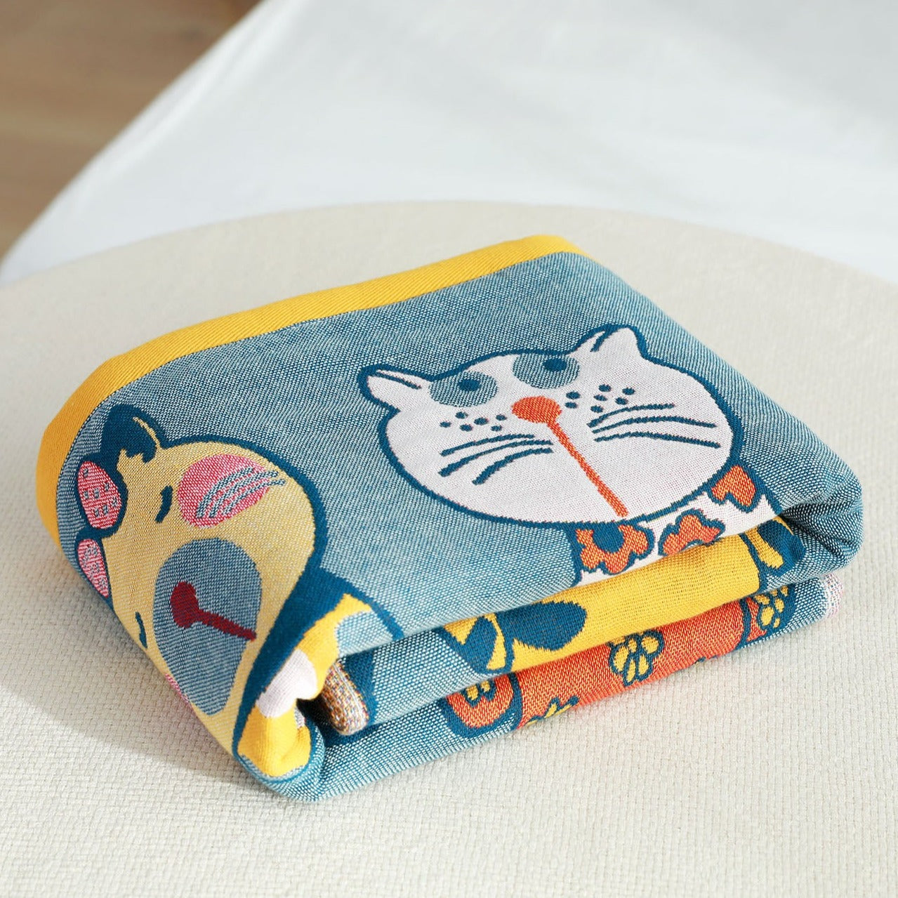 Serviette de bain confortable en coton de chaton