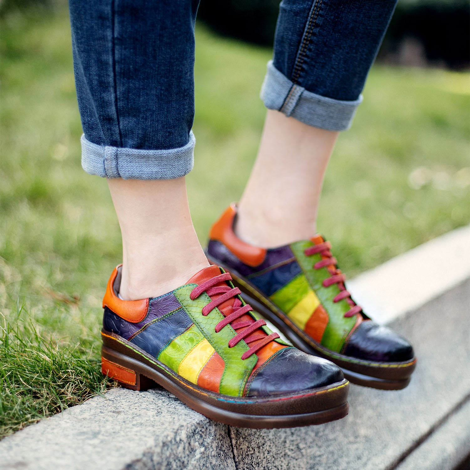 Retro Hand-polished Rainbow Flat Shoes