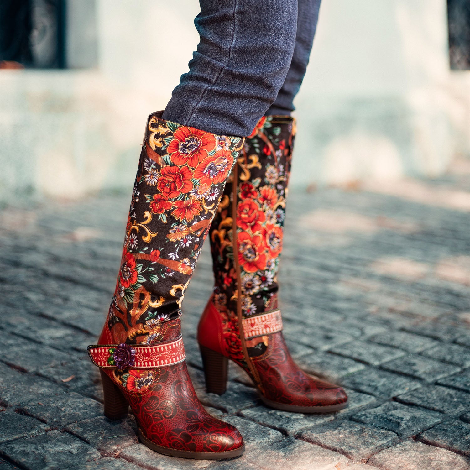 Handmade Floral Embossed Embroidery Elegant Boots