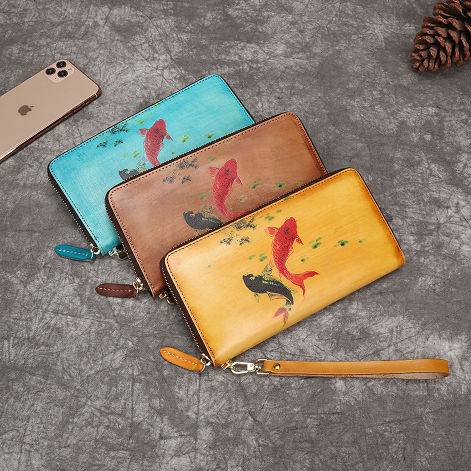 Retro Hand-painting Handmade Fish Pattern Wallet