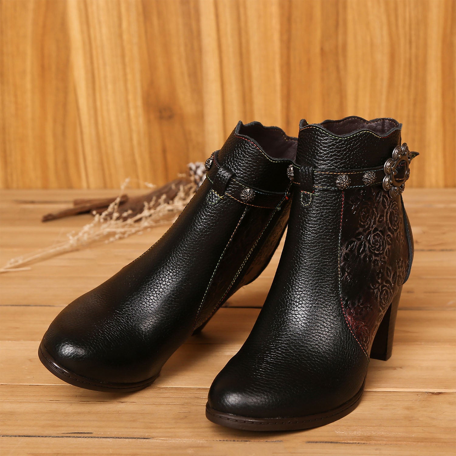 Retro Handmade Embossed Floral Stitching Booties