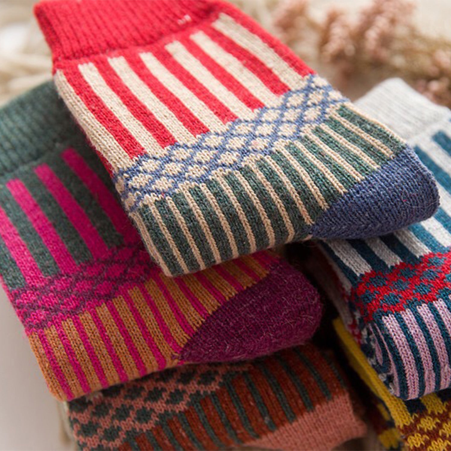 Chaussettes à rayures verticales rétro chaudes