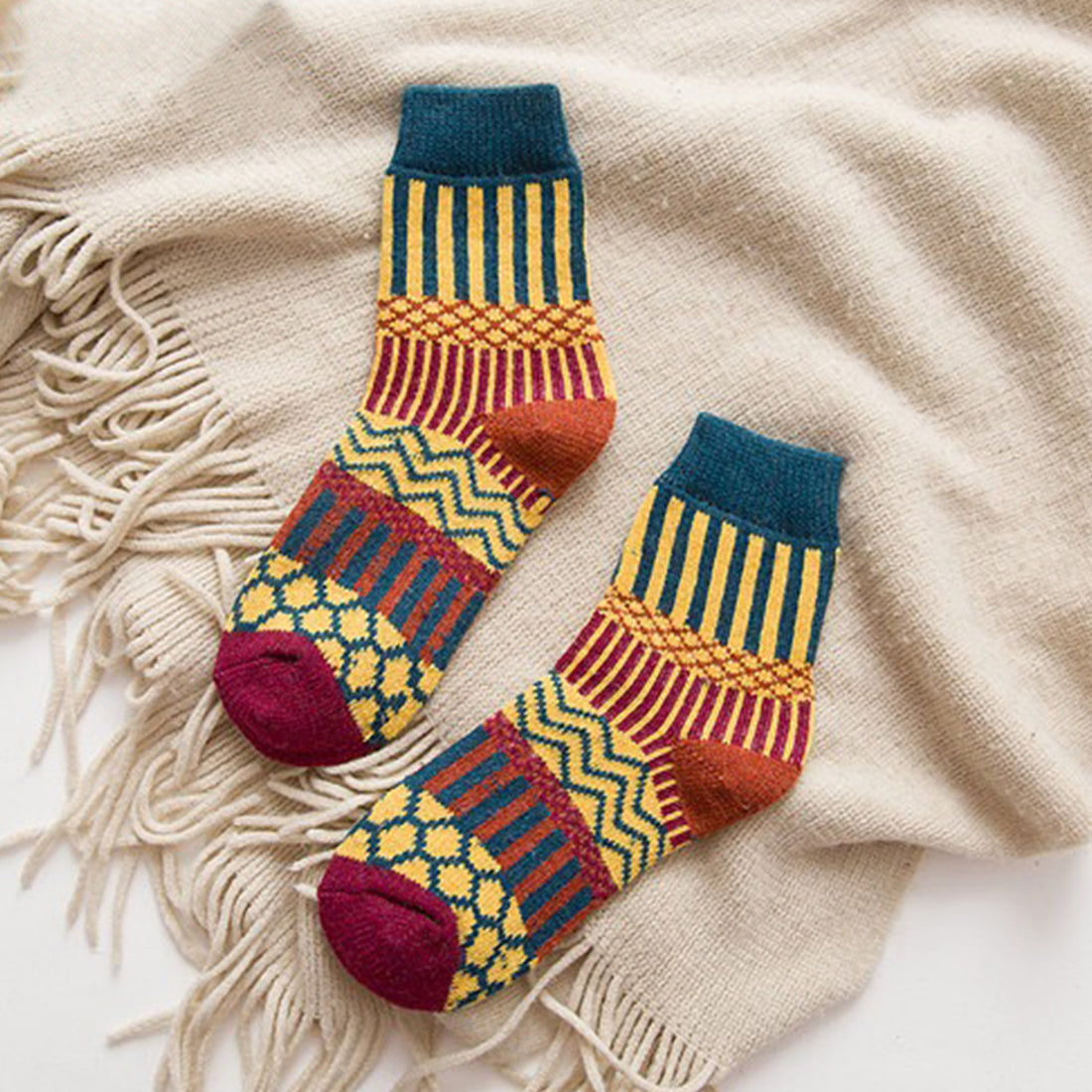 Retro Warm Vertical Stripes Socks