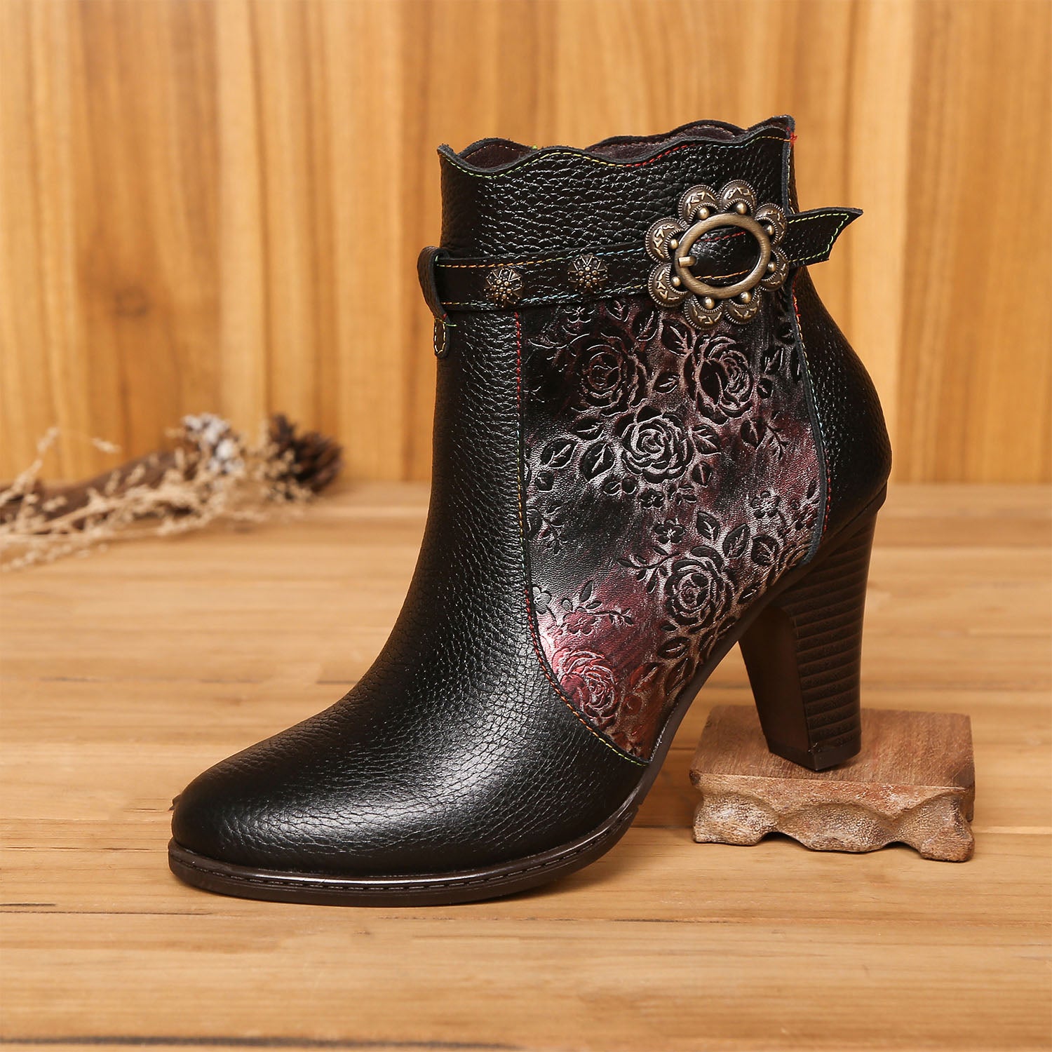 Retro Handmade Embossed Floral Stitching Booties